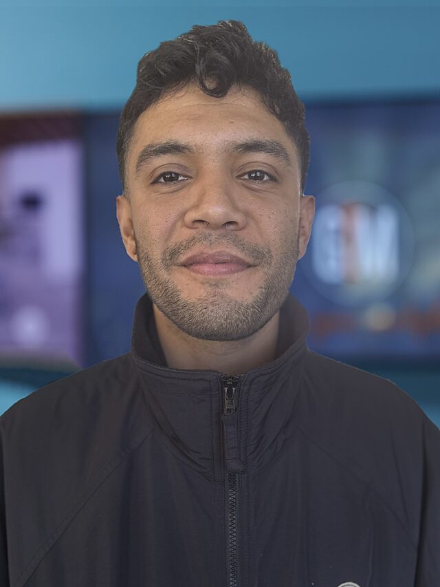 Christopher Valderrama website 748x996