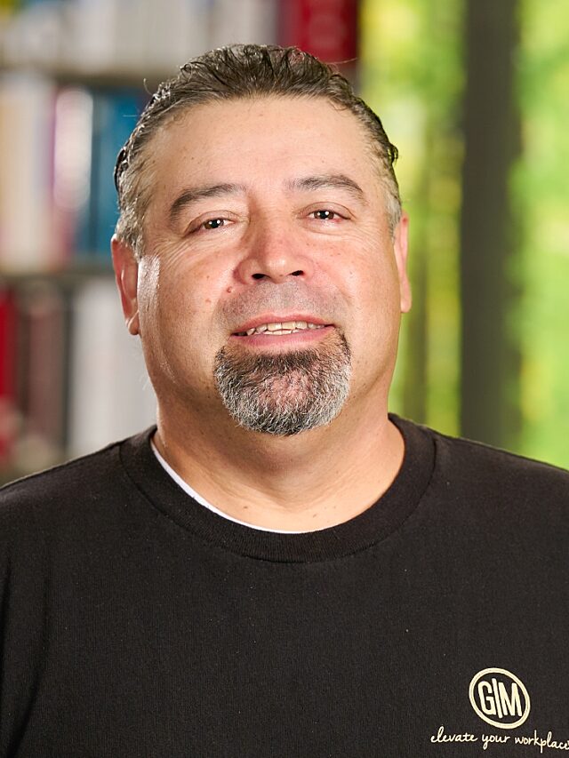 Juan Orozco website 748x996