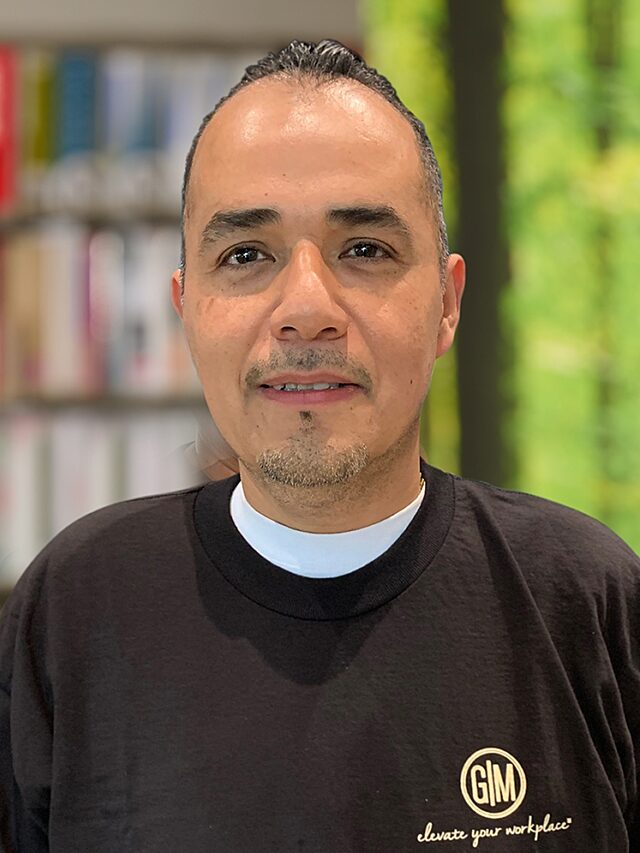 Julio Sanchez website 748x996