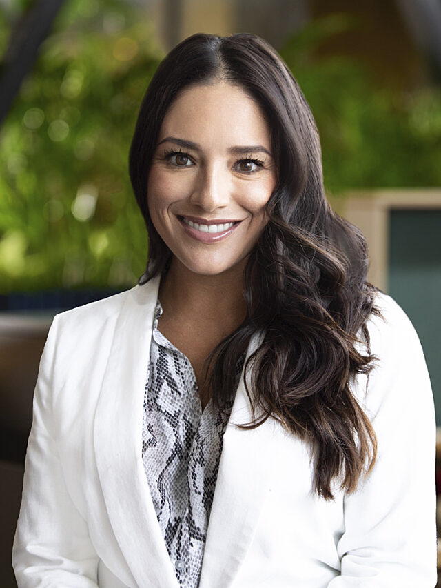 Lauren Easley Towill website 748 x 996