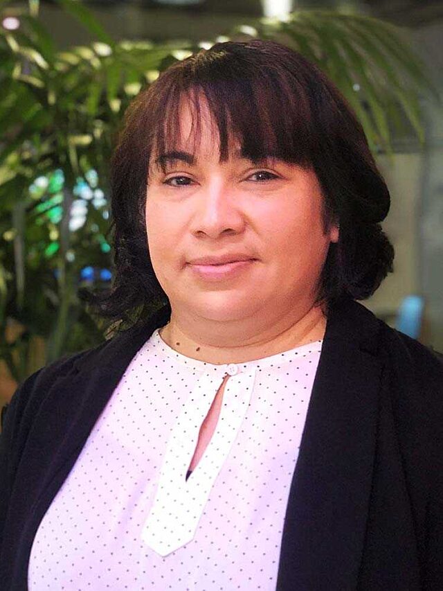 Lisa Baca website 748x996