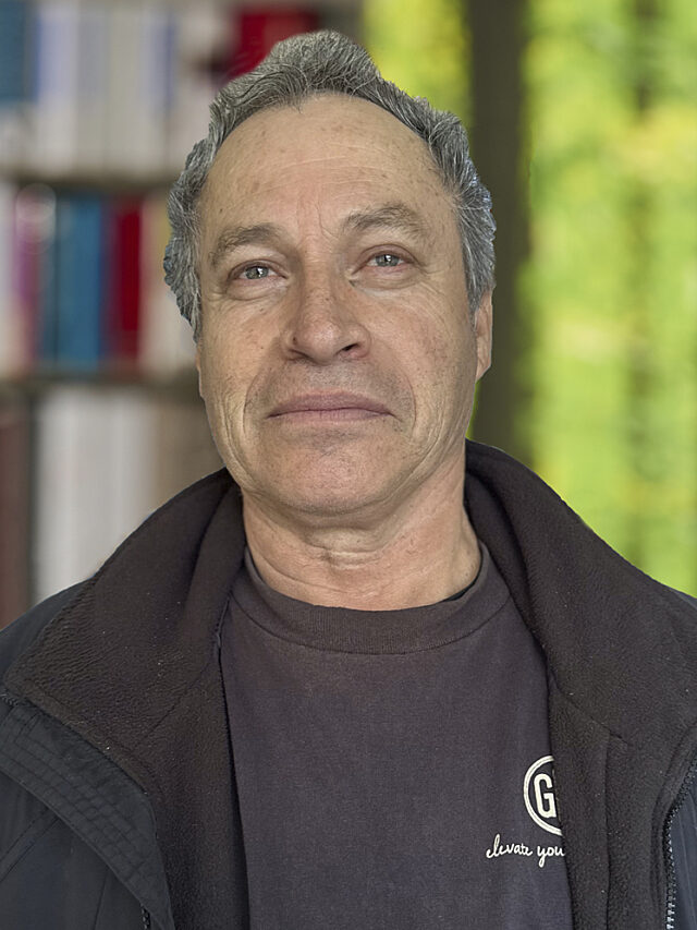 Luciano Gil website 748x996