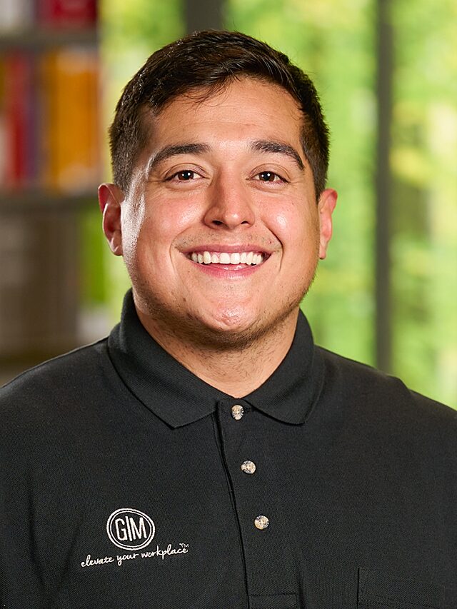 Stephen Aguayo website 748x996