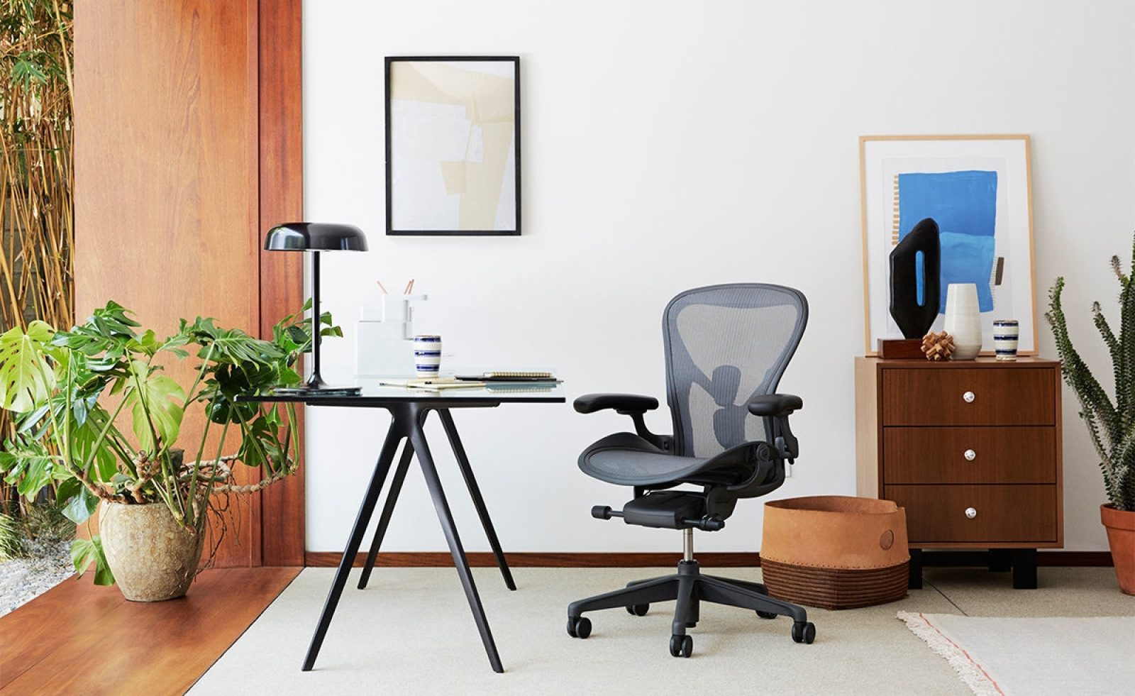 Aeron and magis baguette table