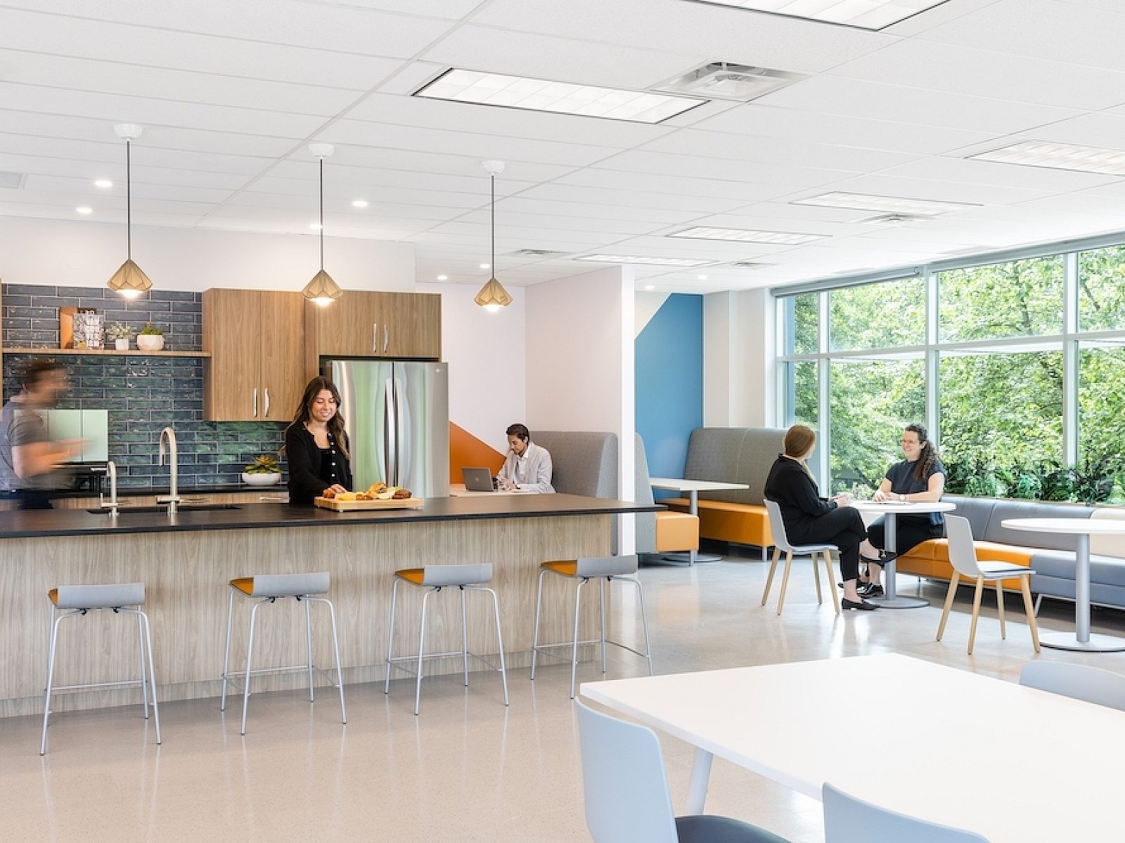 Flexibility and the choice to meet with coworkers anywhere RUSSELL DALBY