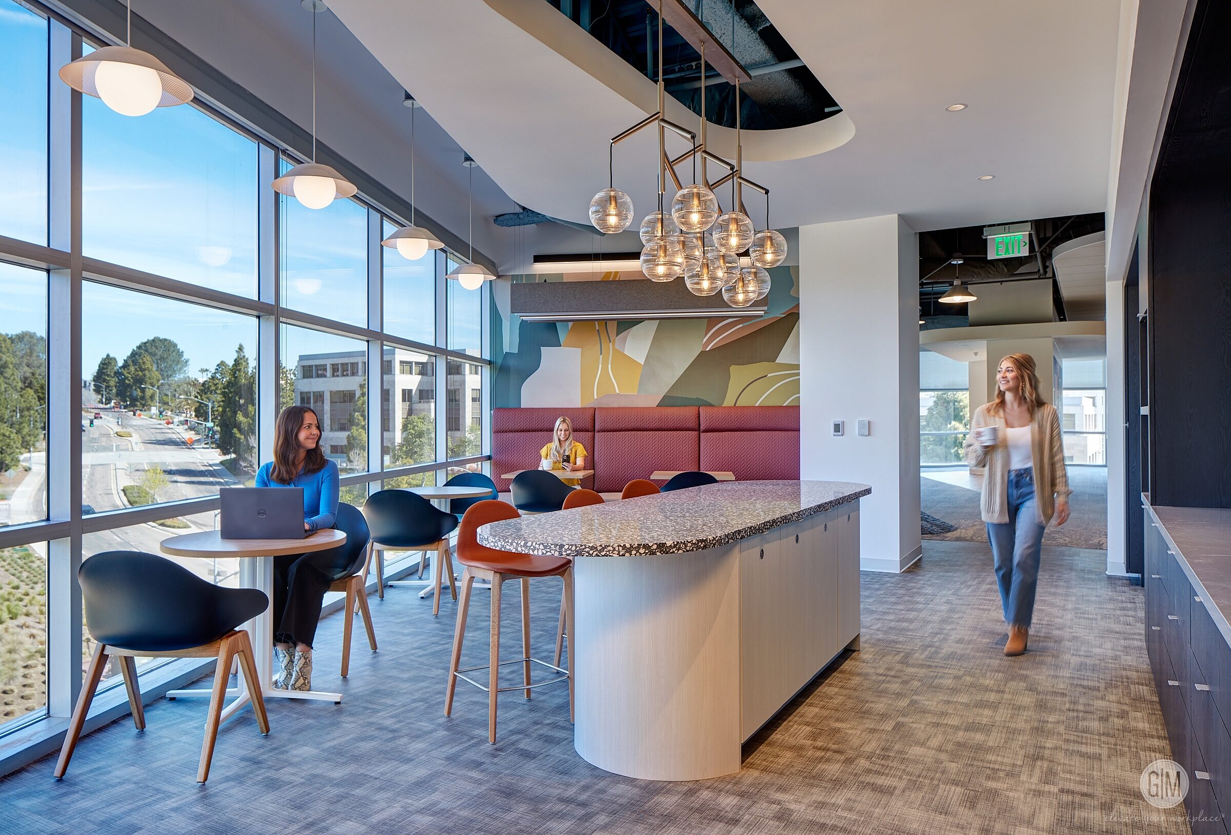 10 Tandem HQ